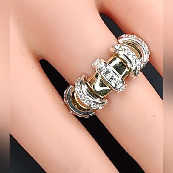 Crystal CZ gold Tone Metal Cocktail Statement Ring Sz 7 Camille Lucie‎ Costume - Picture 1 of 7